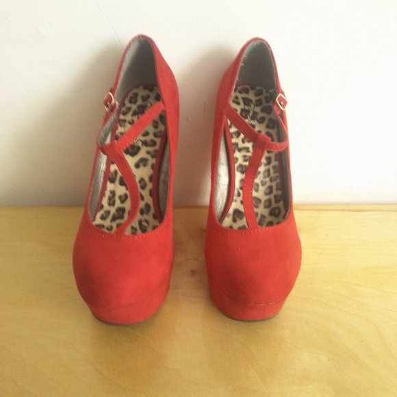 Sassy Sexy Lipstick Red Faux Suede Mary Jane Tall Platform Wedges - Picture 5 of 7